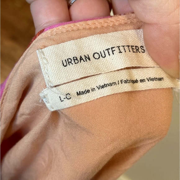 Urban Outfitters Pink And Orange Floral Retro Mini Skirt zips on side size large - Picture 4 of 5